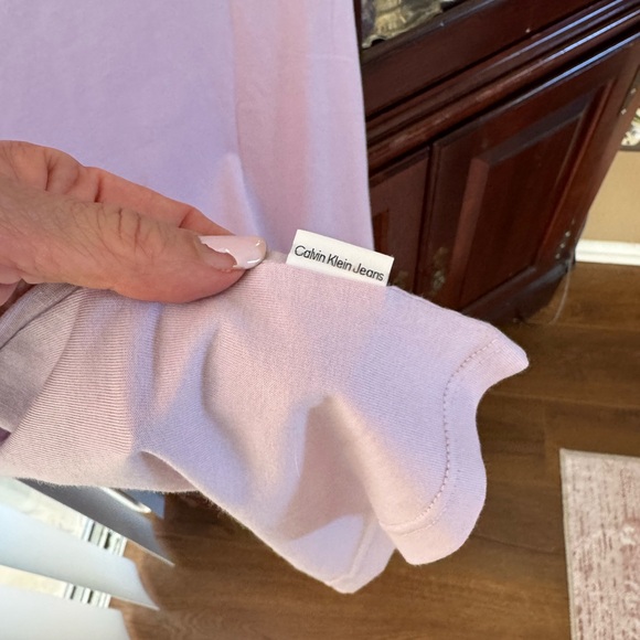 Calvin Klein Jeans Lavender Tee with Logo - Picture 3 of 6
